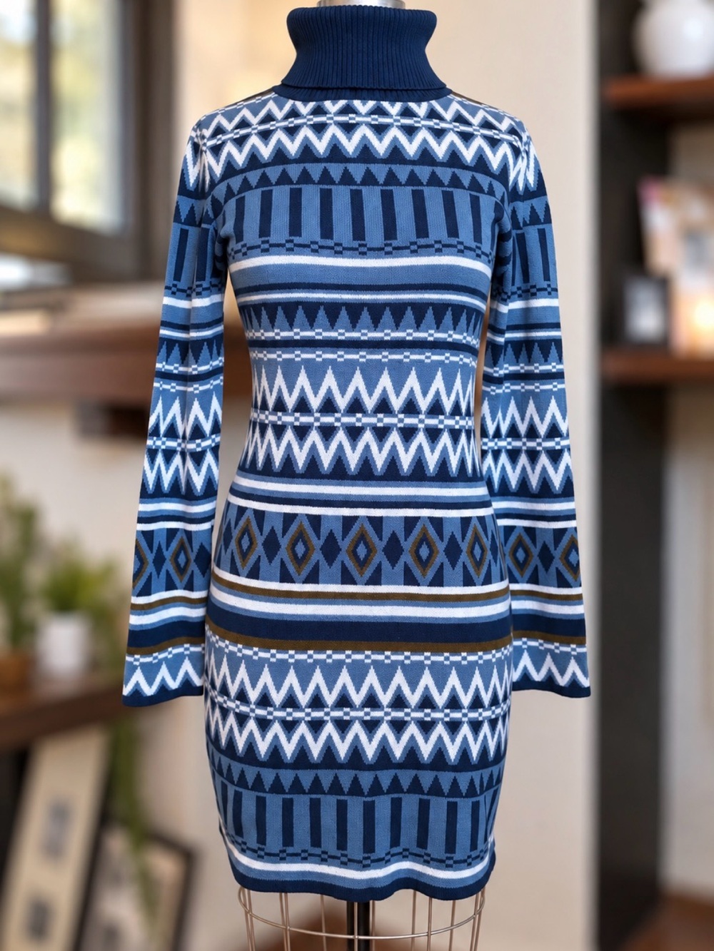 Romeo + Juliet Couture Sweater Dress Blue Geometric Fair Isle Turtleneck M